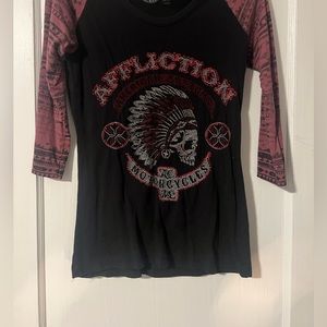 AFFLICTION size Medium skull Indian embroidered raglan tee shirt woman's